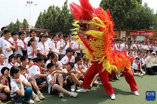 当足球遇上中国音乐！法国王子公园球场奏响《龙拳》